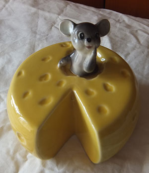 Mouse with Cheese money box