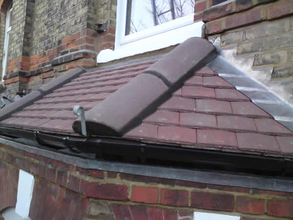 Roof Tiling Gallery Photo 01